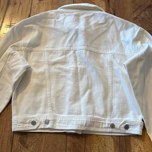 NWT Judy Blue White Denim Jacket Medium Cropped - Picture 11 of 14
